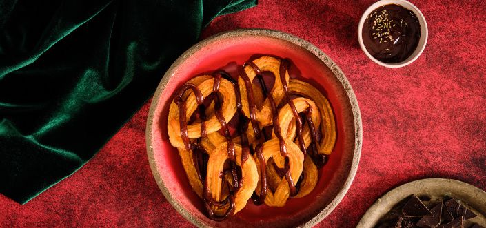 Churros cu ciocolată cu caramel și anason