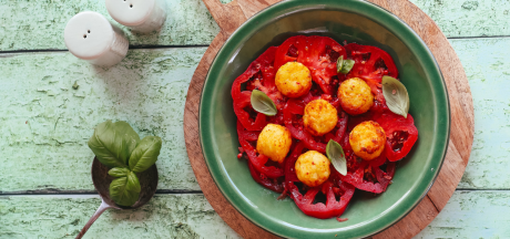 Carpaccio de roșii cu ulei de chives (arpagic)